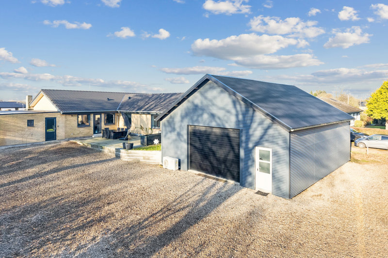 Property image number 2