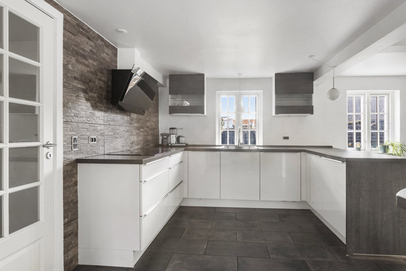 Property image number 3