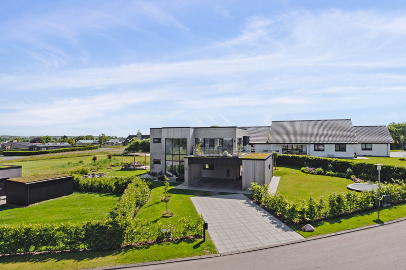 Property image number 1