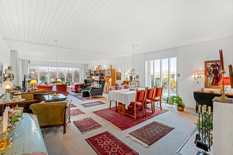 Property image number 8