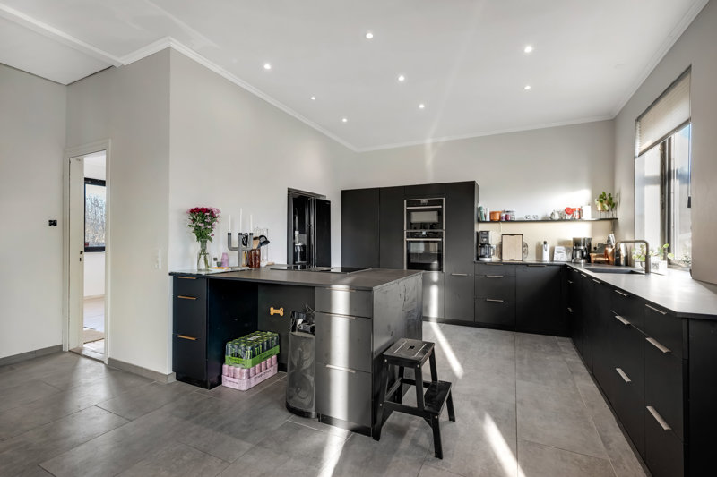 Property image number 6