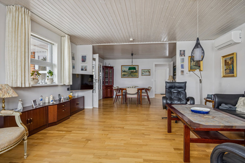 Property image number 11