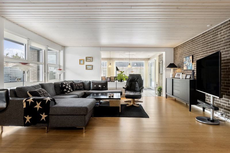 Property image number 8