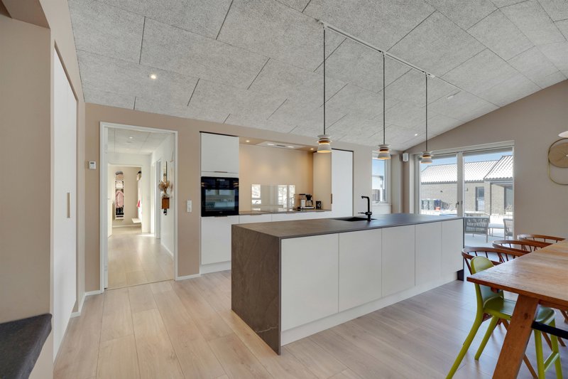 Property image number 8