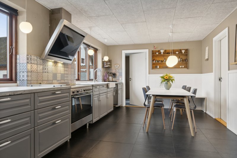Property image number 2