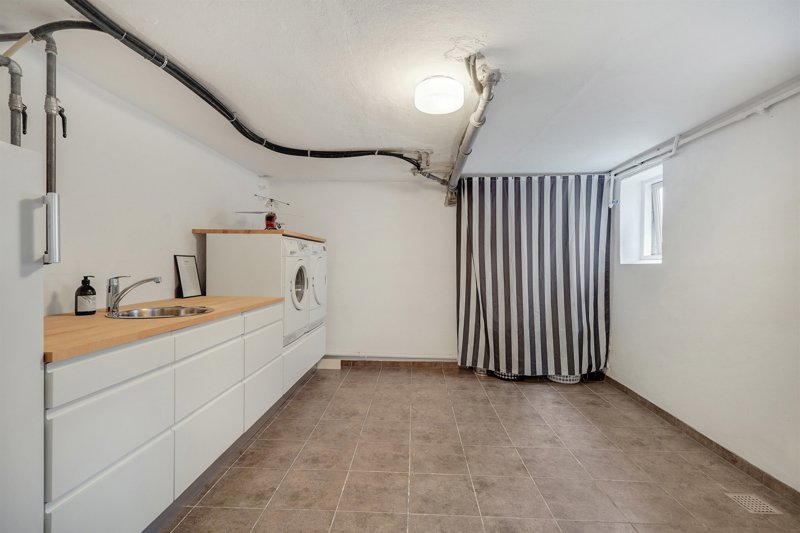 Property image number 8