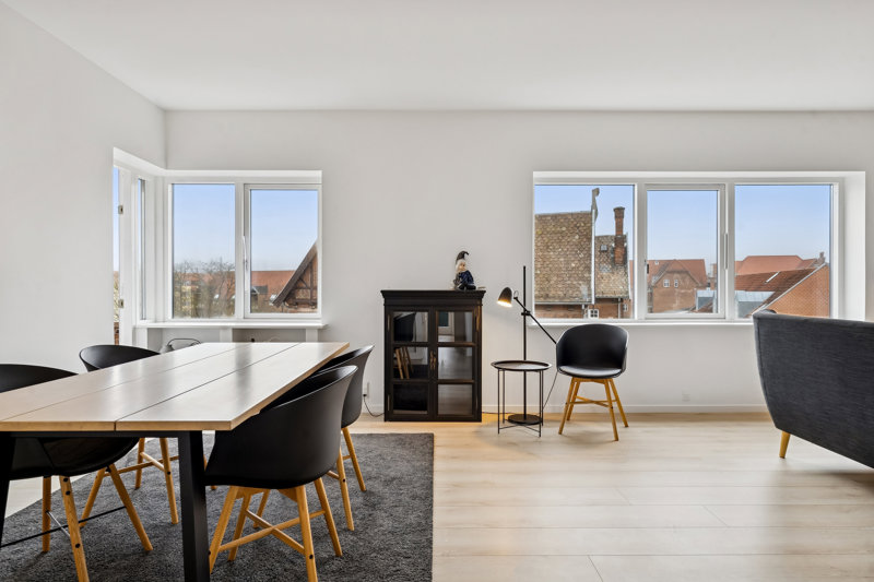 Property image number 8