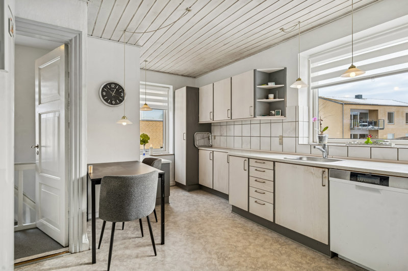 Property image number 8