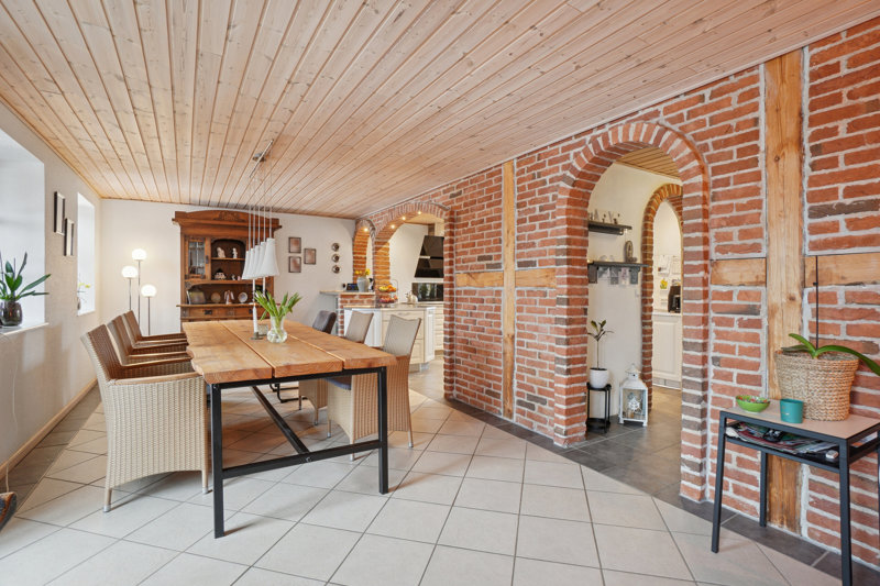 Property image number 2