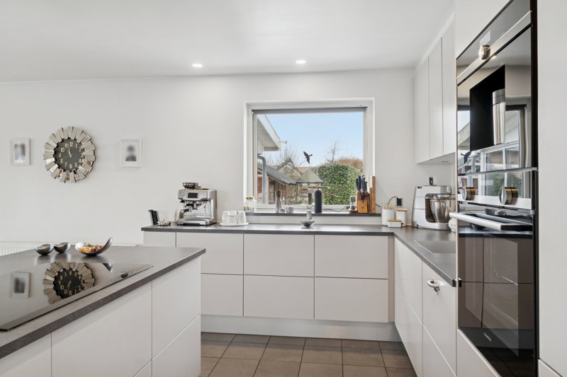 Property image number 8