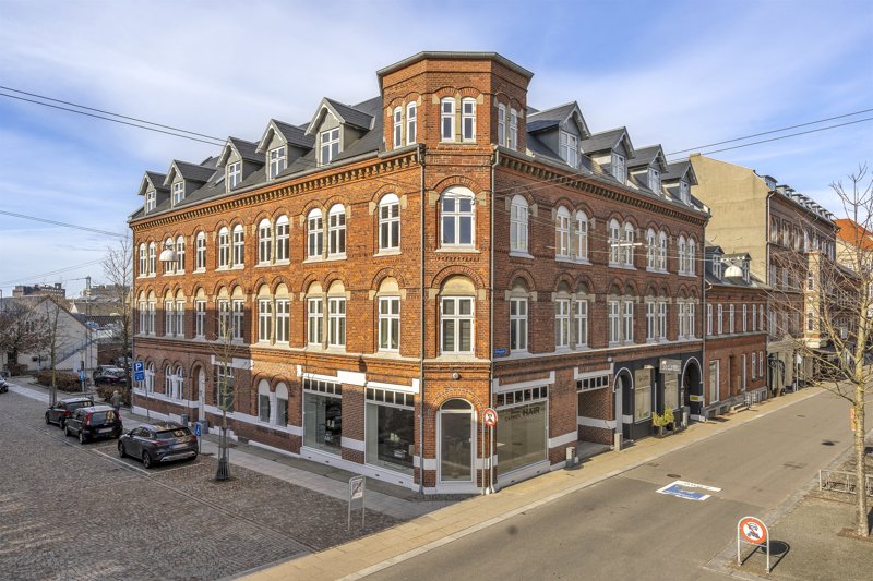 Property image number 2