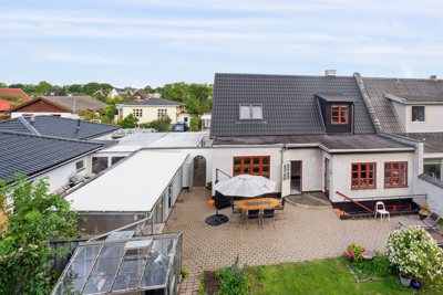 Stort, rummeligt og funktionelt hus til den store familie!
