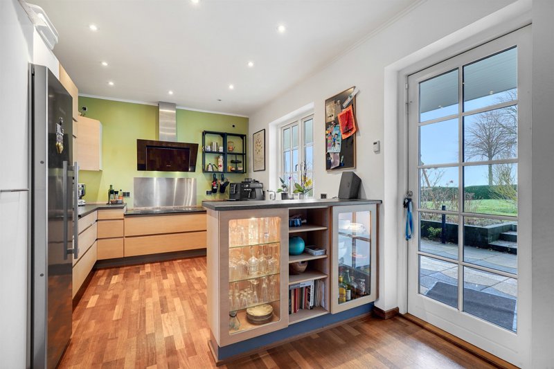Property image number 8