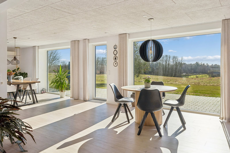 Property image number 2
