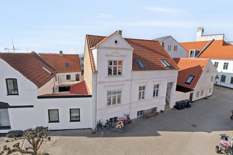 Property image number 2