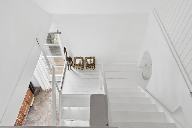 toggle-gallery-image