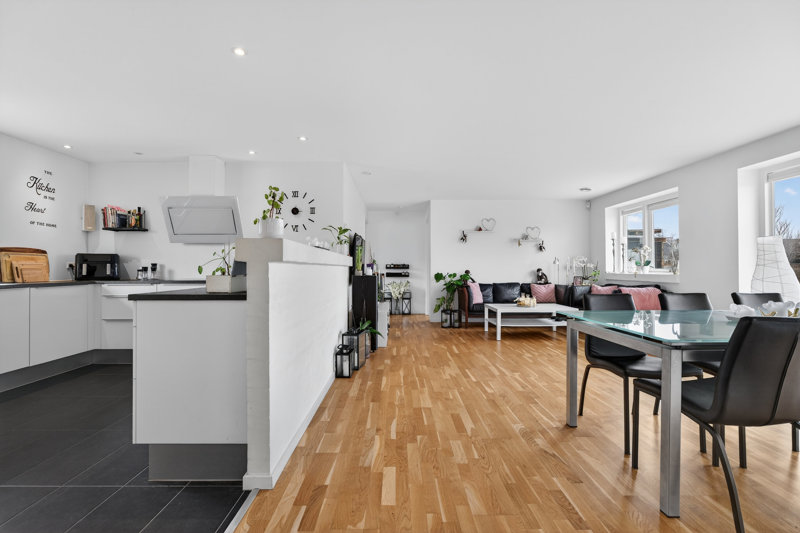 Property image number 3