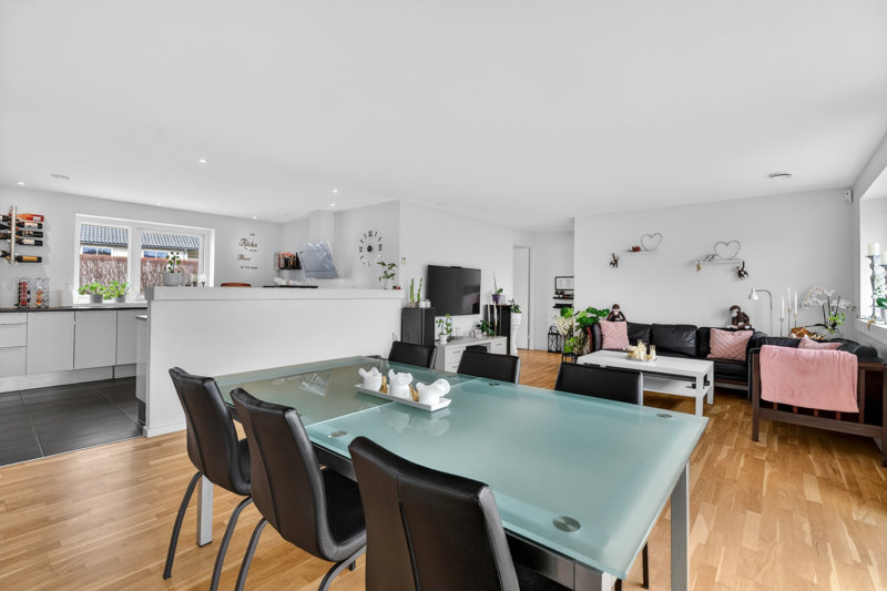 Property image number 9