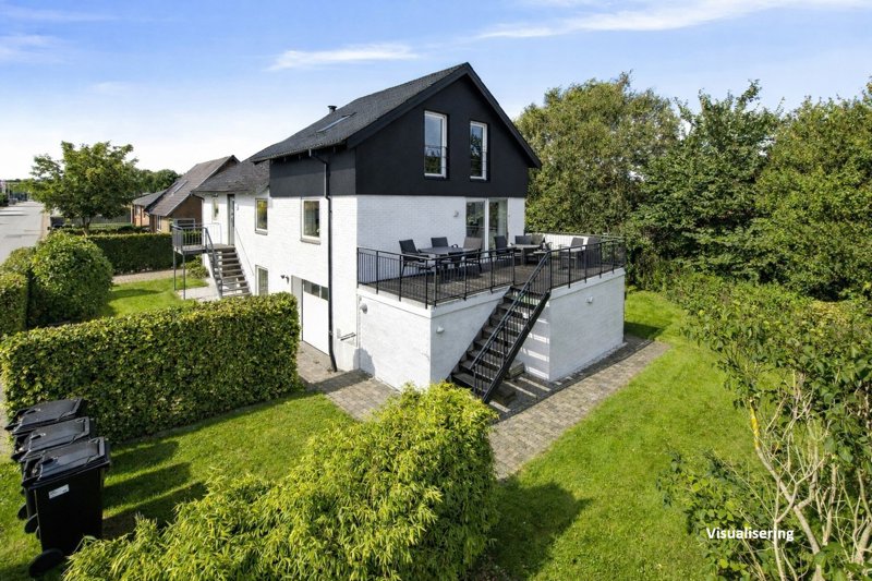 Property image number 1