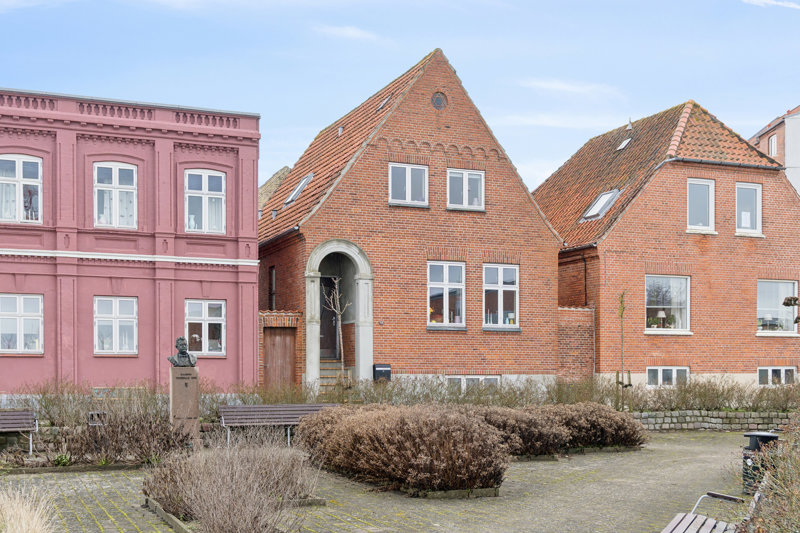 Property image number 2