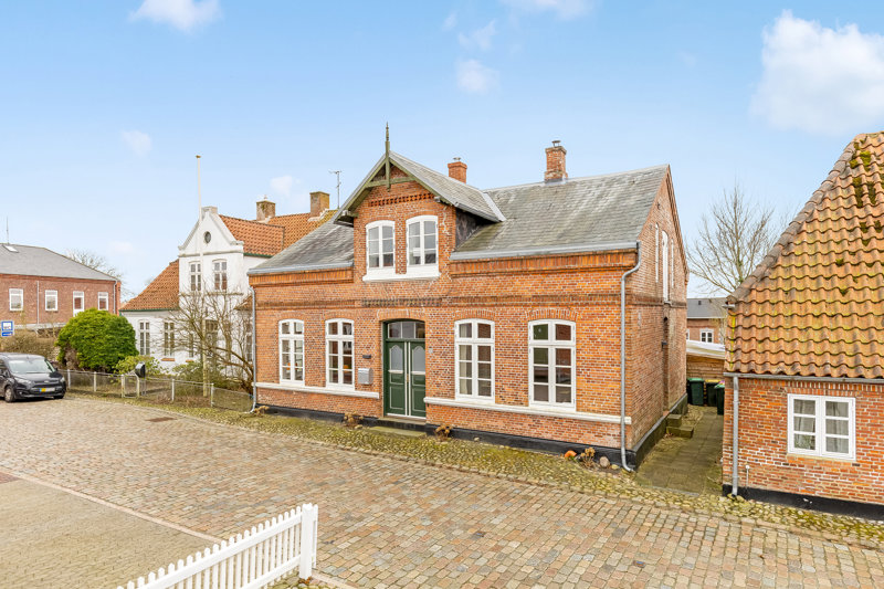 Property image number 1