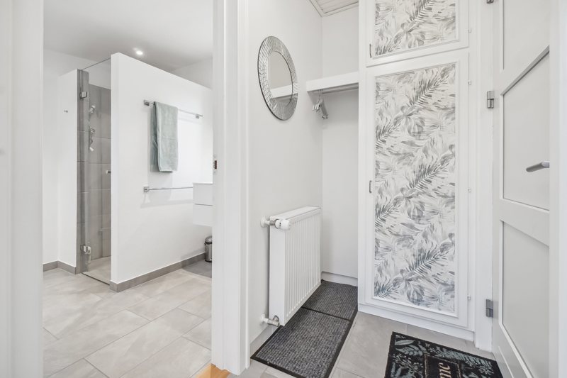 Property image number 8