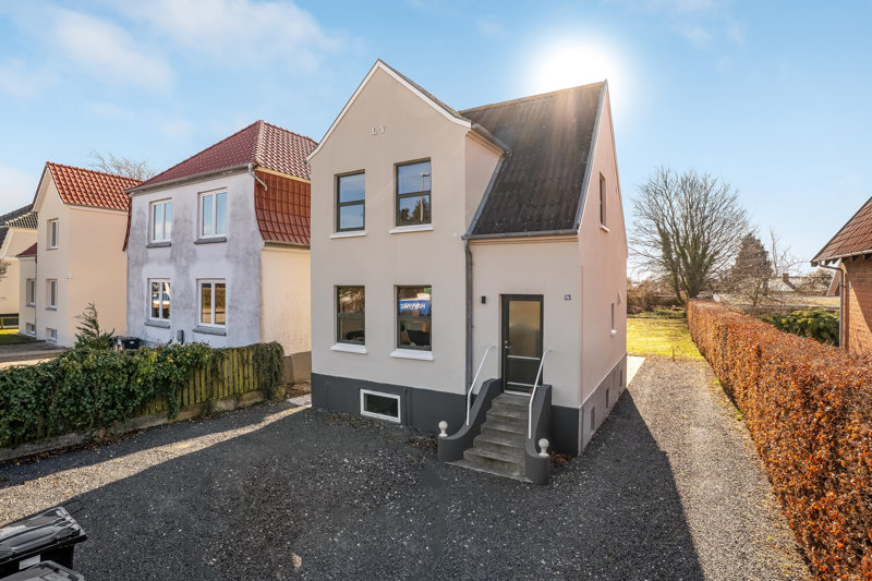 Property image number 1