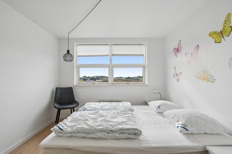 toggle-gallery-image