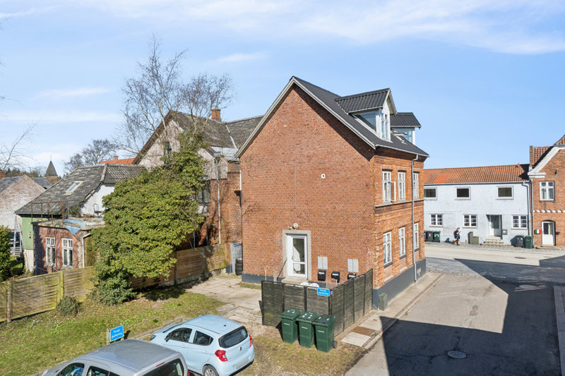 Property image number 2