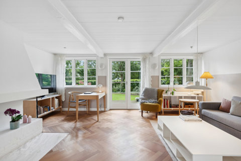 260 etagemeter gennemrenoveret og indflytningsklar ejendom