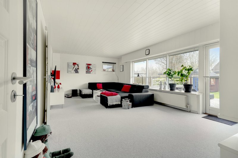 Property image number 3