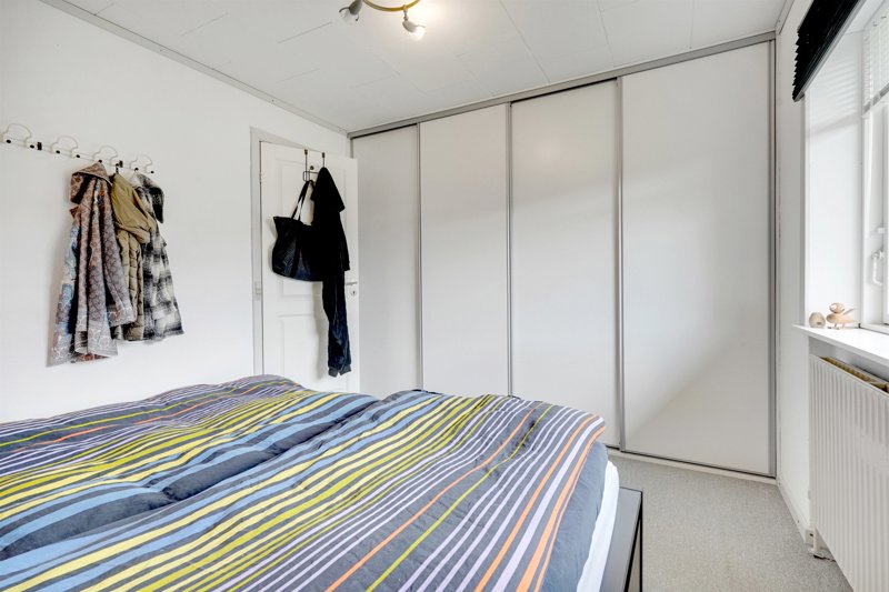 toggle-gallery-image