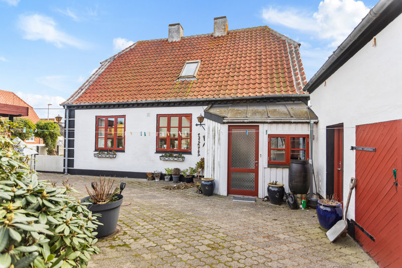 Property image number 2