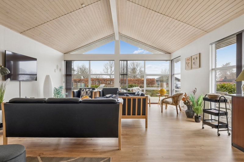 Property image number 2