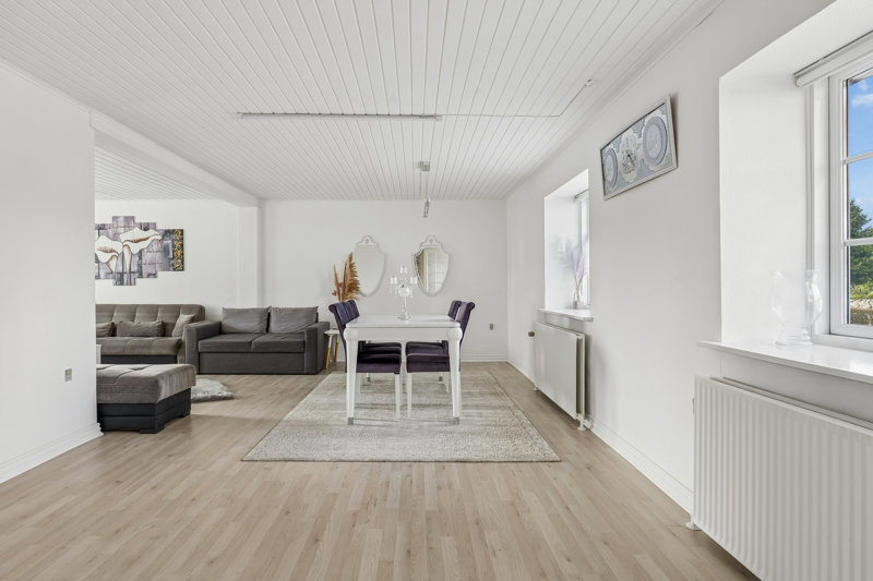 Property image number 2