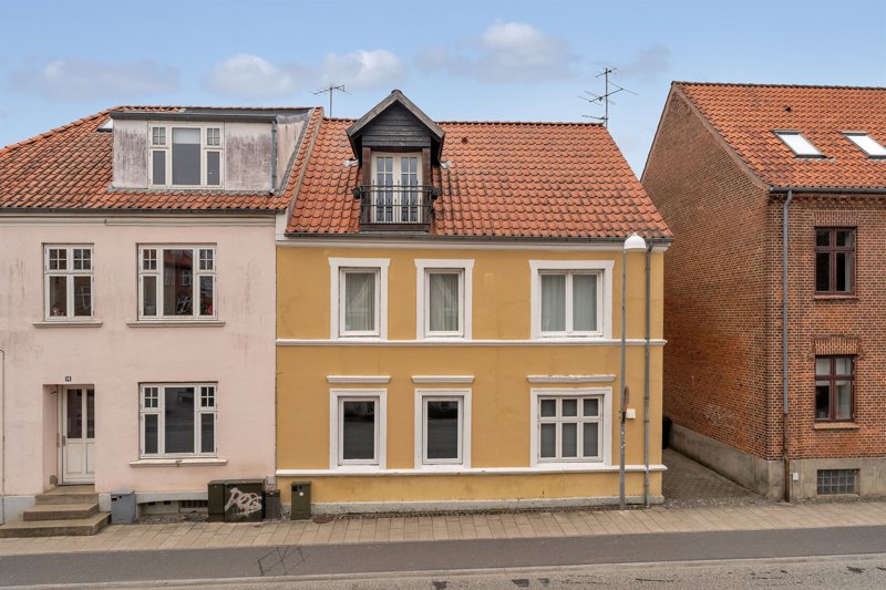 Property image number 2