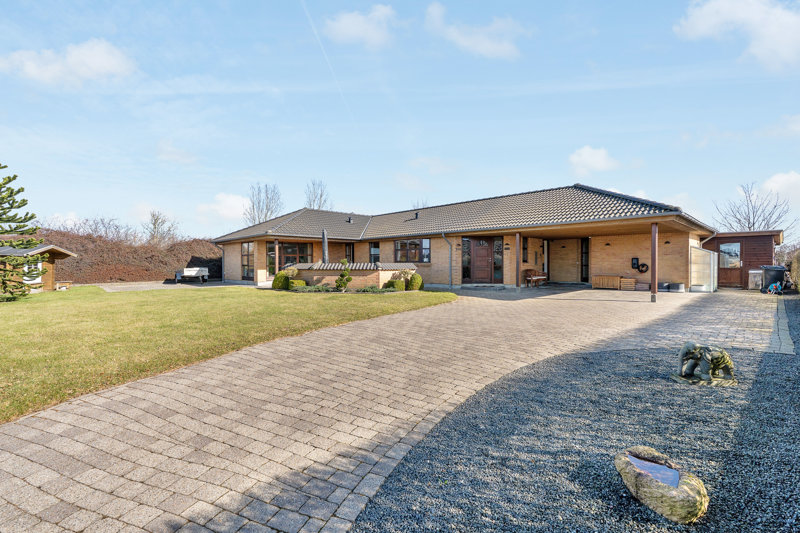 Property image number 2