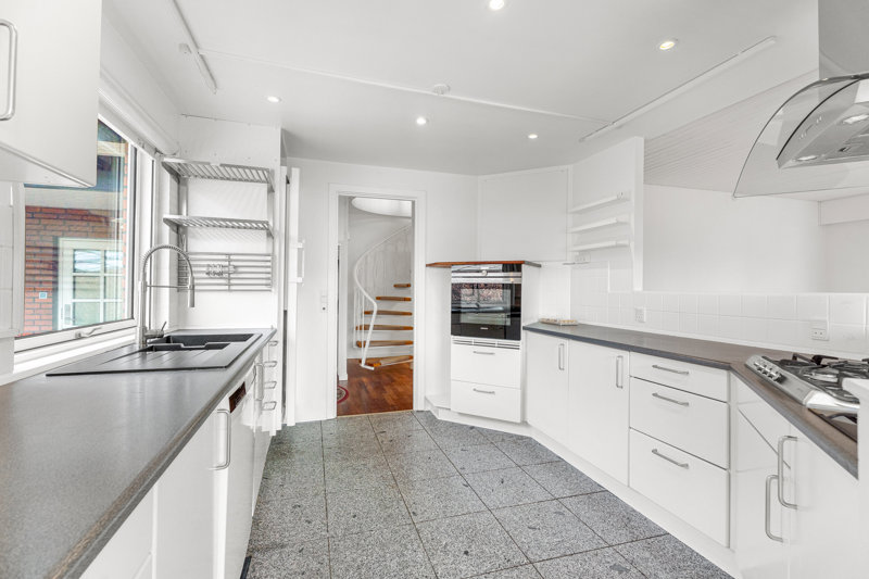 Property image number 8