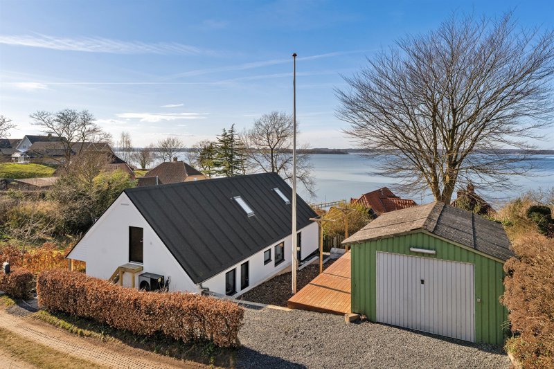 Property image number 3