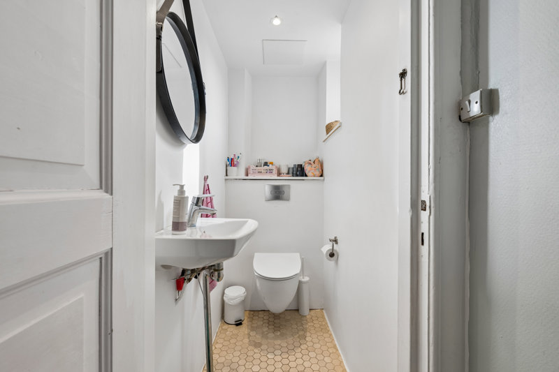 toggle-gallery-image
