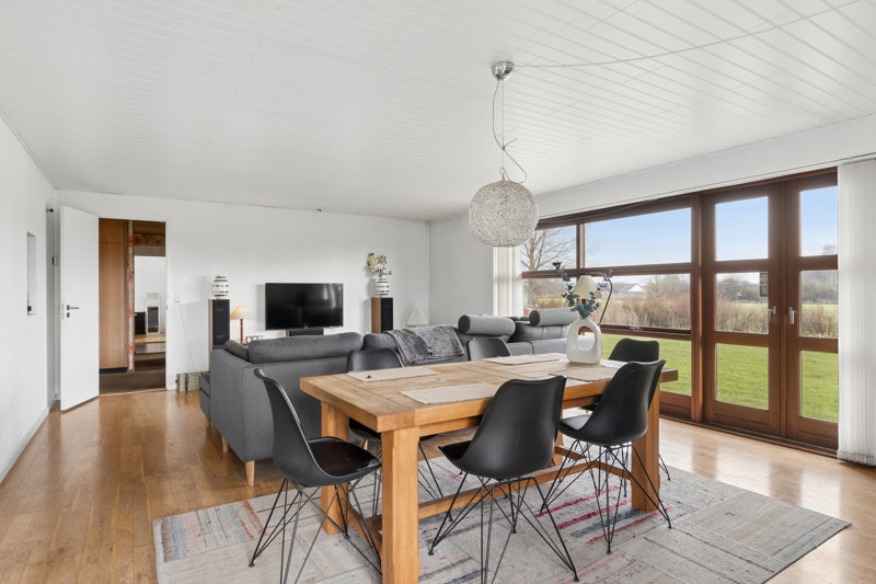 Property image number 6