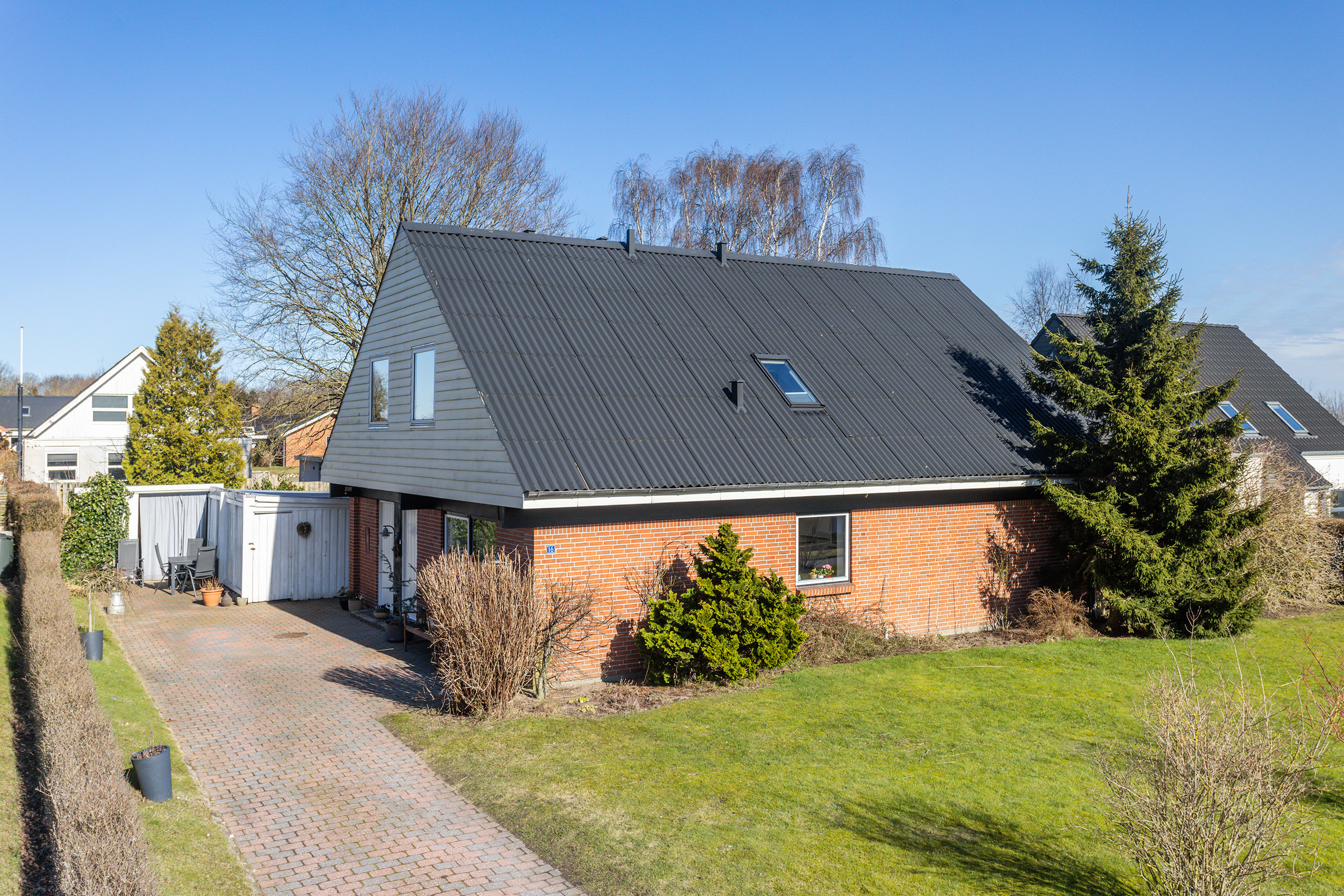 Villa på Nøddevænget 16 9900 Frederikshavn.