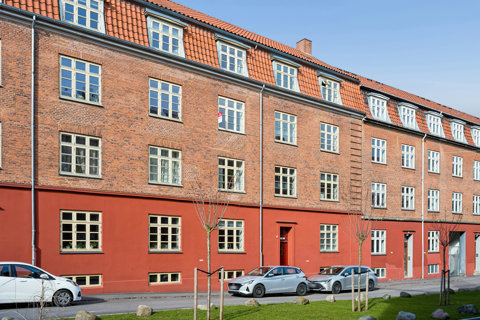 Charmerende og lys lejlighed med perfekt beliggenhed