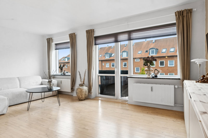 Property image number 2