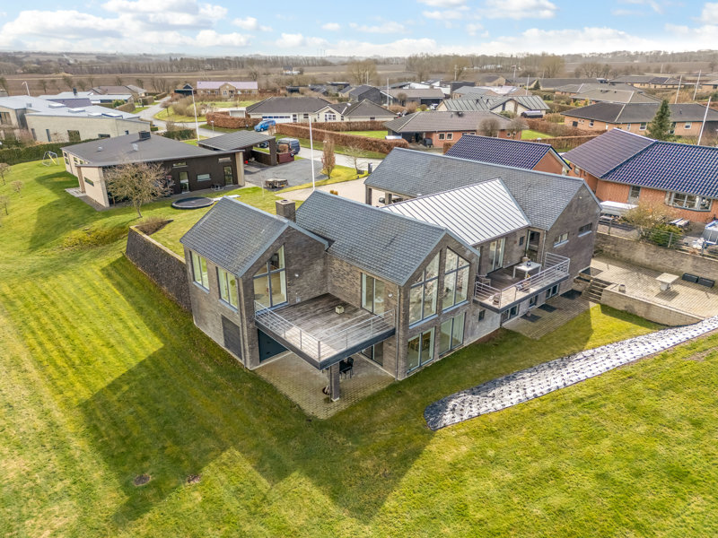 Property image number 1