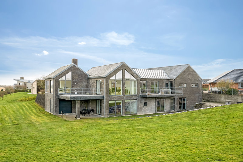 Property image number 2