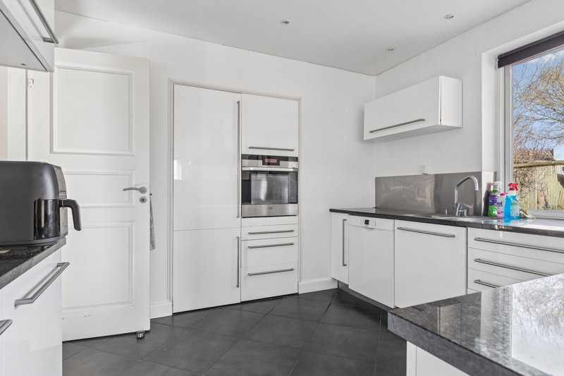Property image number 11