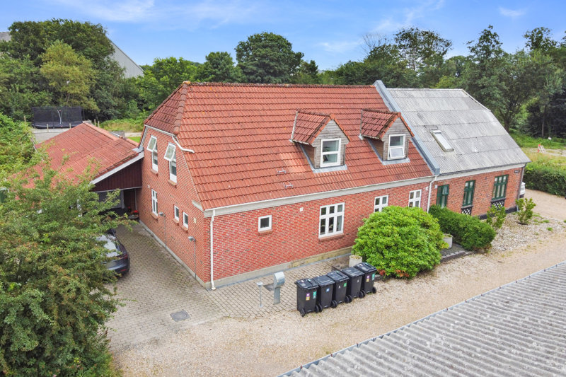 Property image number 2