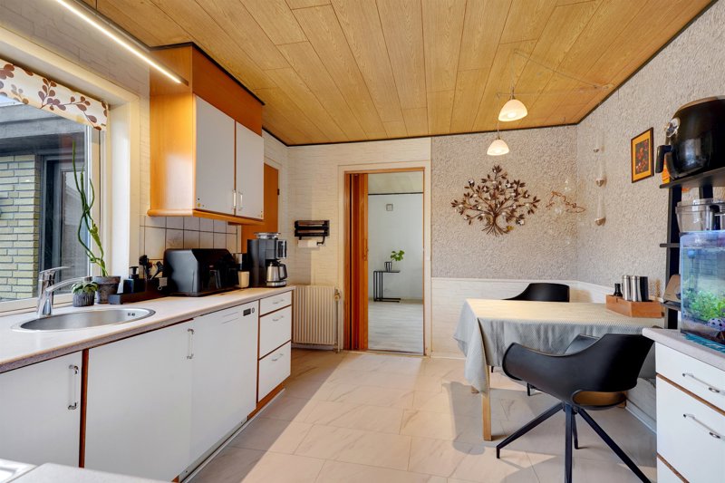 Property image number 6