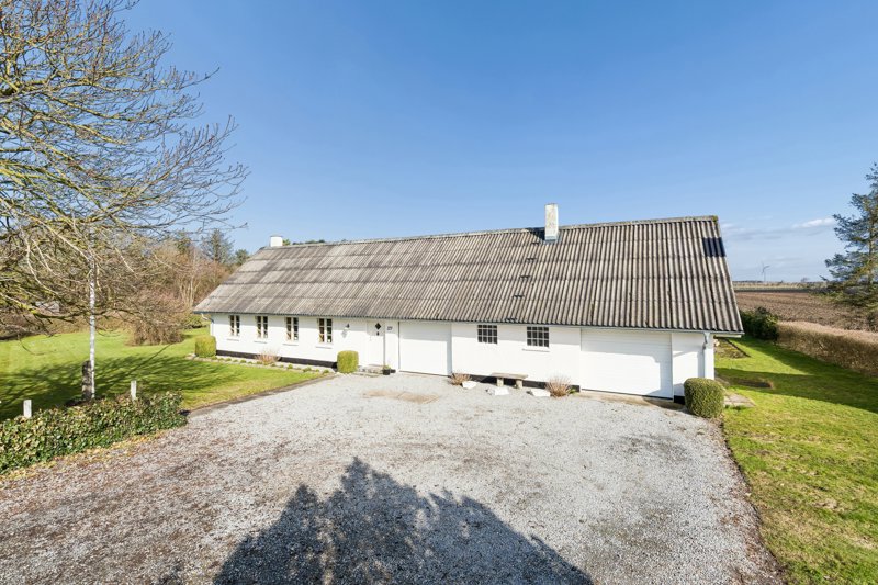 Property image number 3